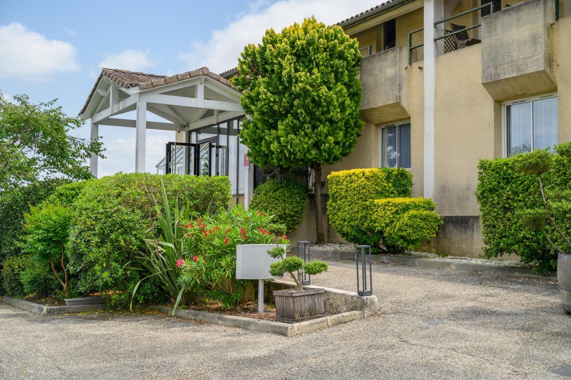 Pey La Tour - Logis Hotels & Restaurant Salleboeuf Экстерьер фото